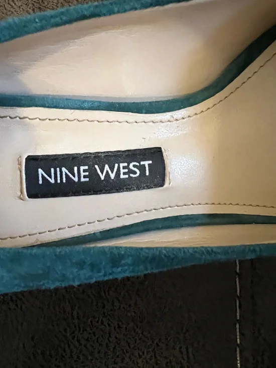 Nine West Teal Suede Pointed-Toe Heels Size 5.5 M - Picture 7 of 7